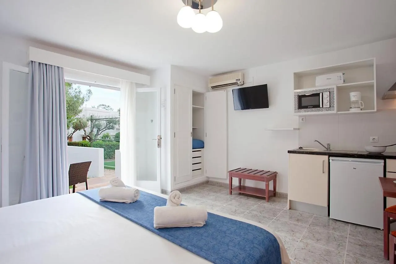Apartamentos Cala Murada Tennis Spain